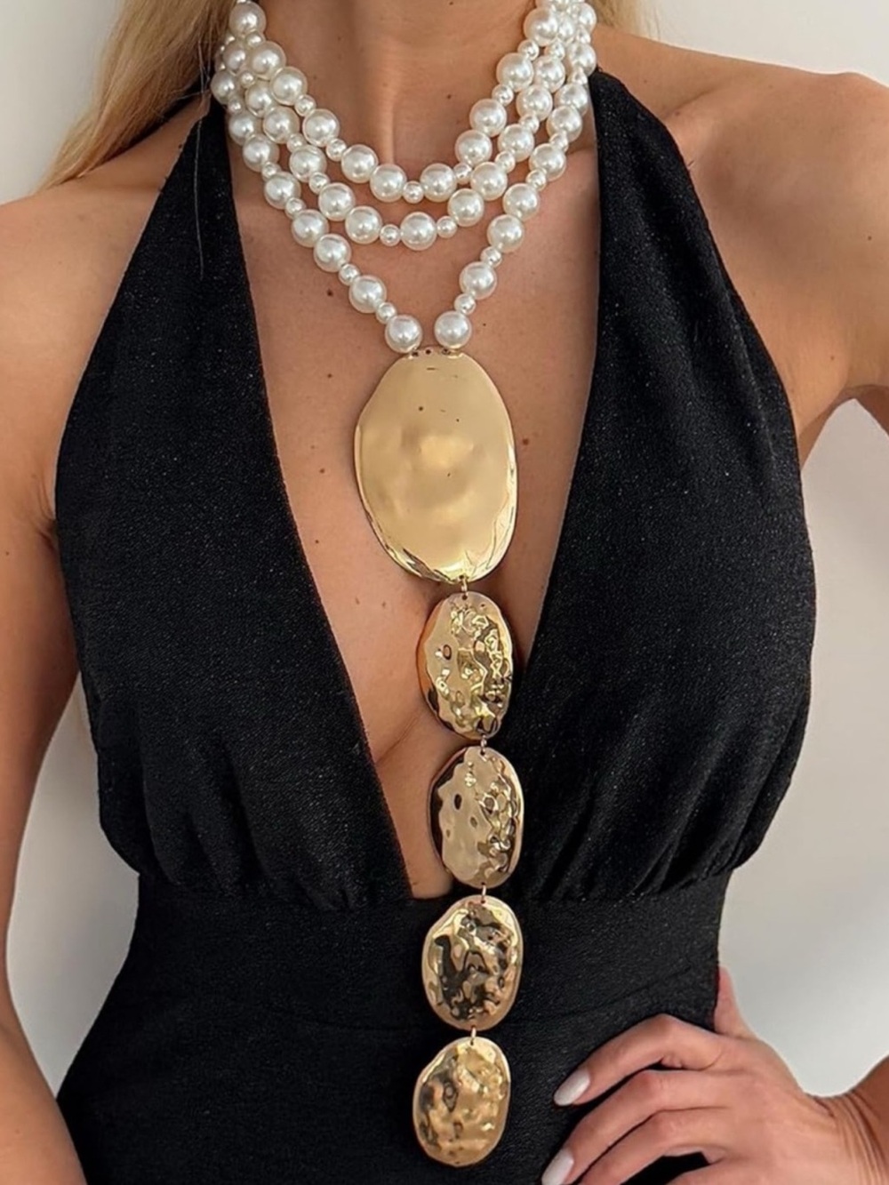 Elegant Pearl Strand Necklace with Gold Pendant Drop